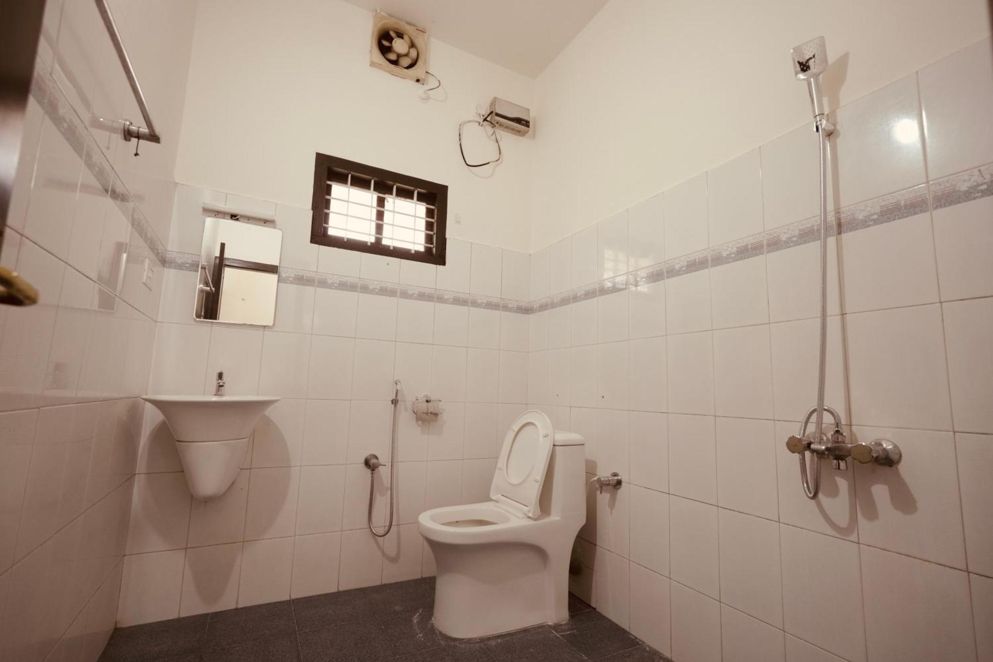 Daffodils Inn Alappuzha Luaran gambar