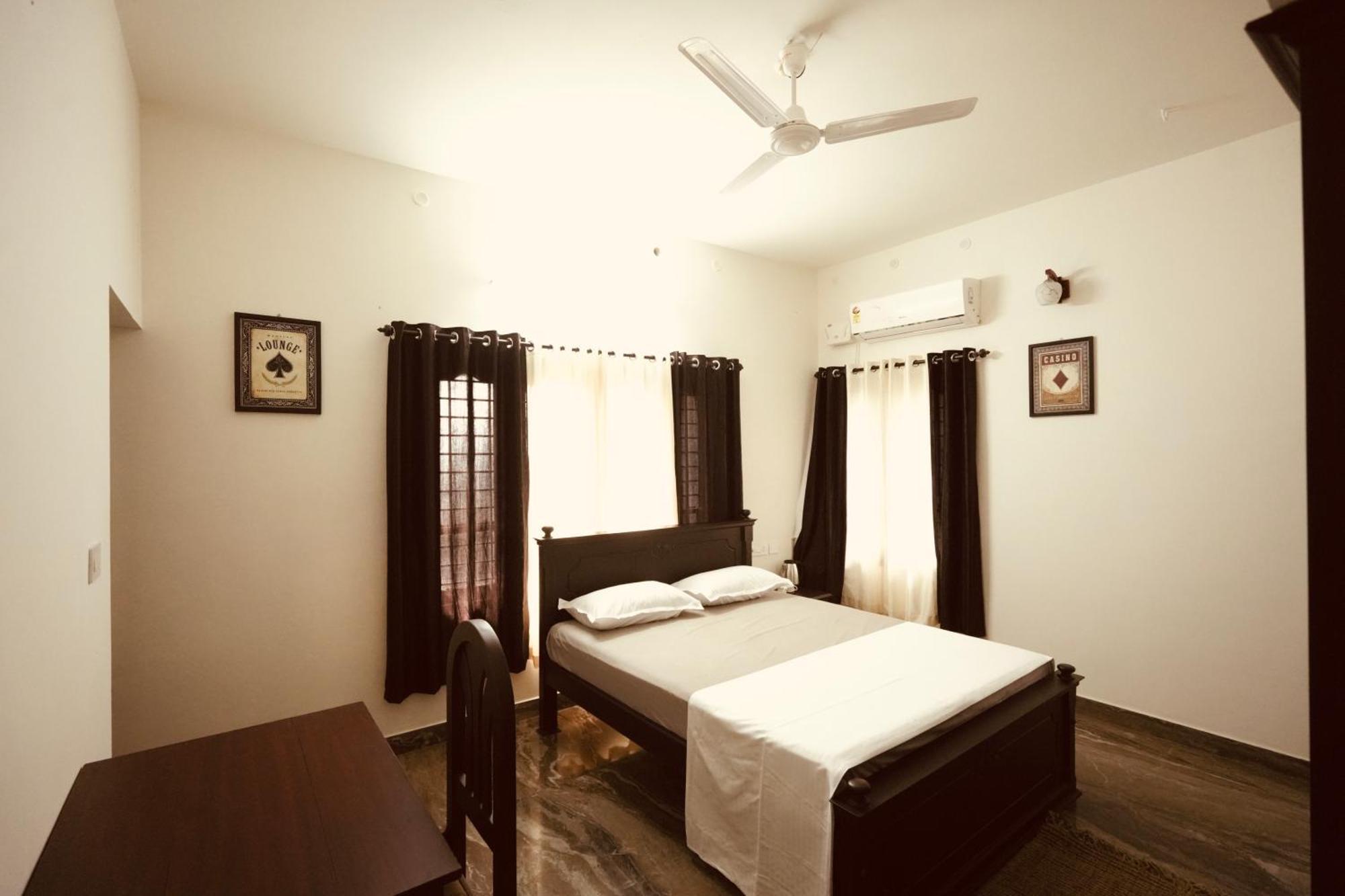 Daffodils Inn Alappuzha Luaran gambar