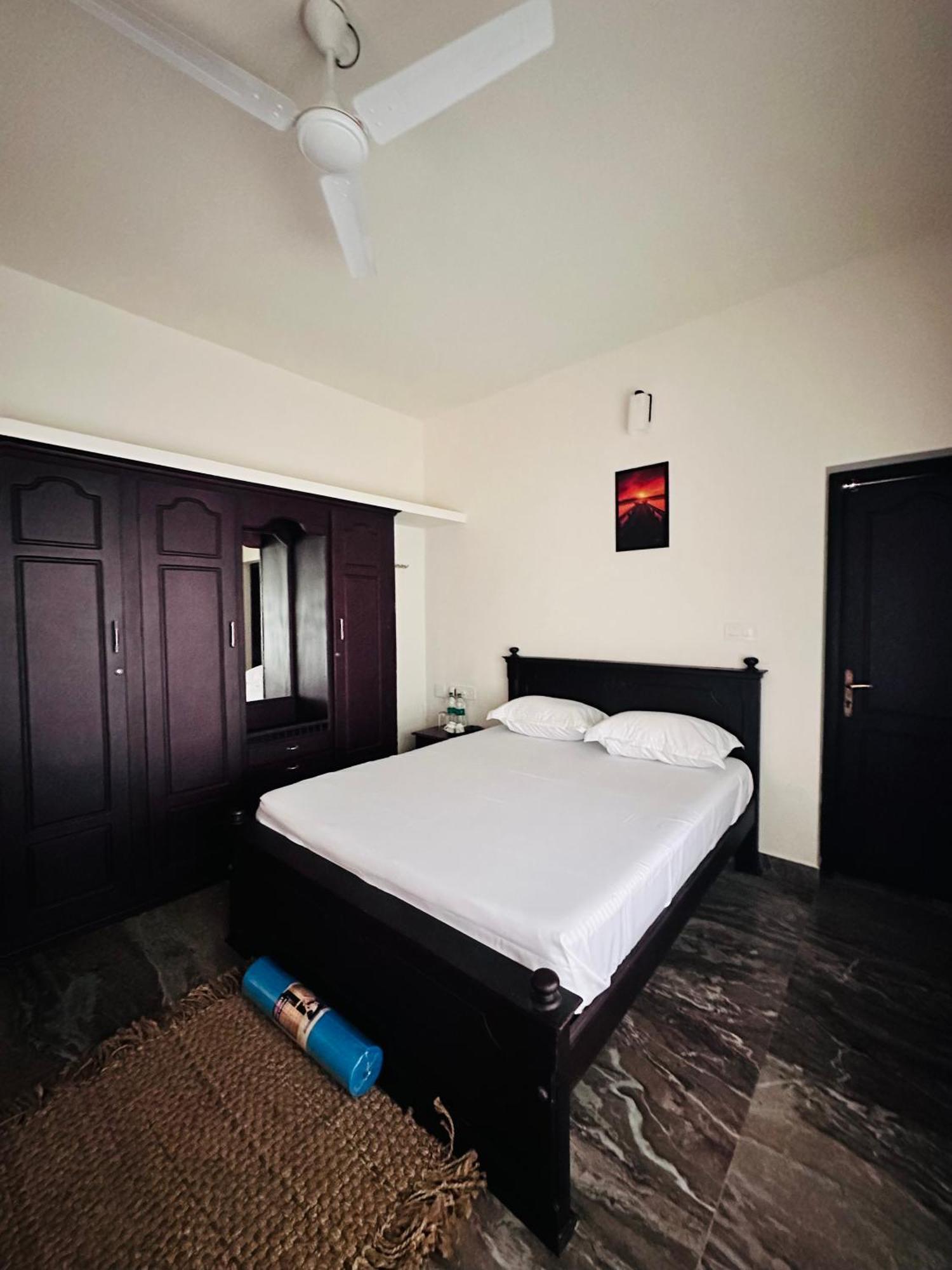 Daffodils Inn Alappuzha Luaran gambar